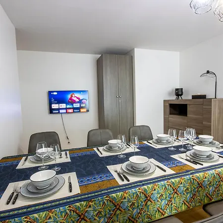 Appartamento Cosy Aux Portes De Paris - 10 Pers *